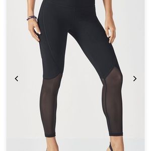 High-Waisted Mesh PowerHold® 7/8 Leggings